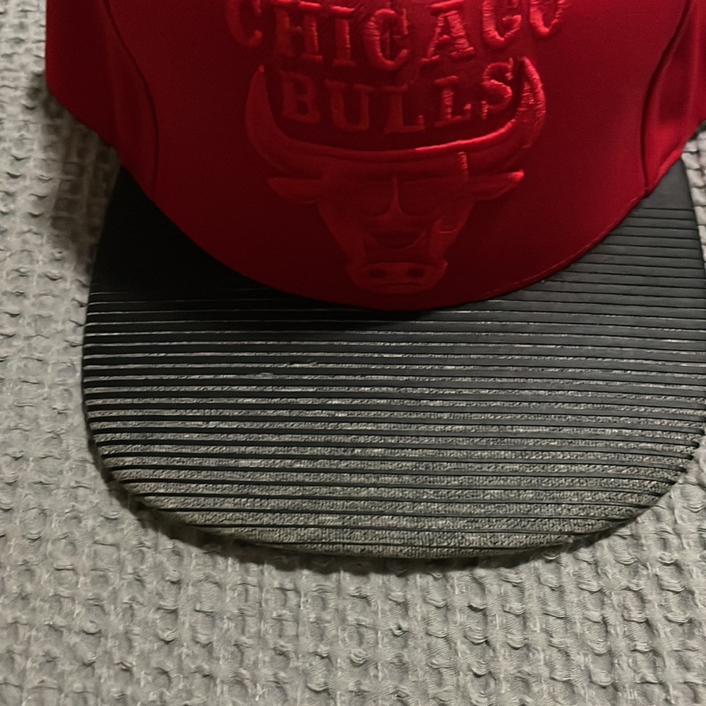 Mitchell & Ness Chicago Bulls hat - Picture 3 of 6